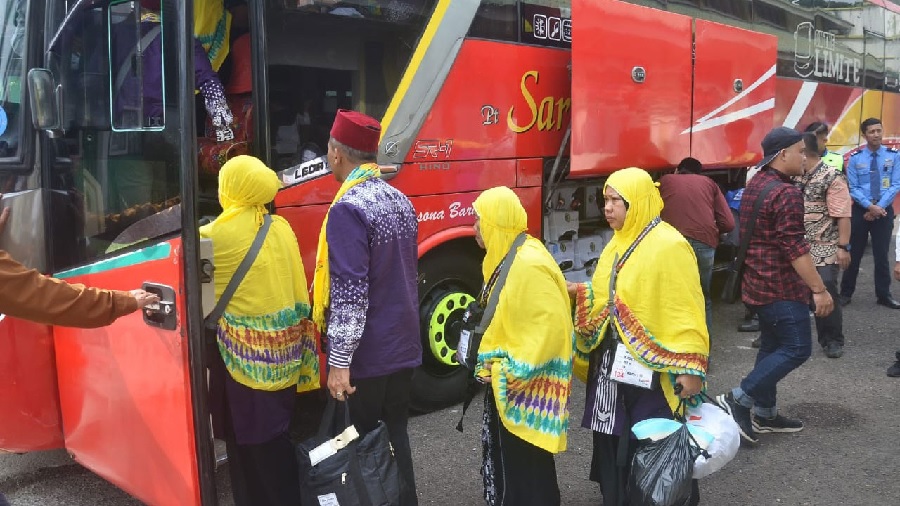 Jamaah Jambi Dijadwalkan Tiba 25 Juni 2025, Keluarga Tak Boleh Jemput di Asrama Haji 