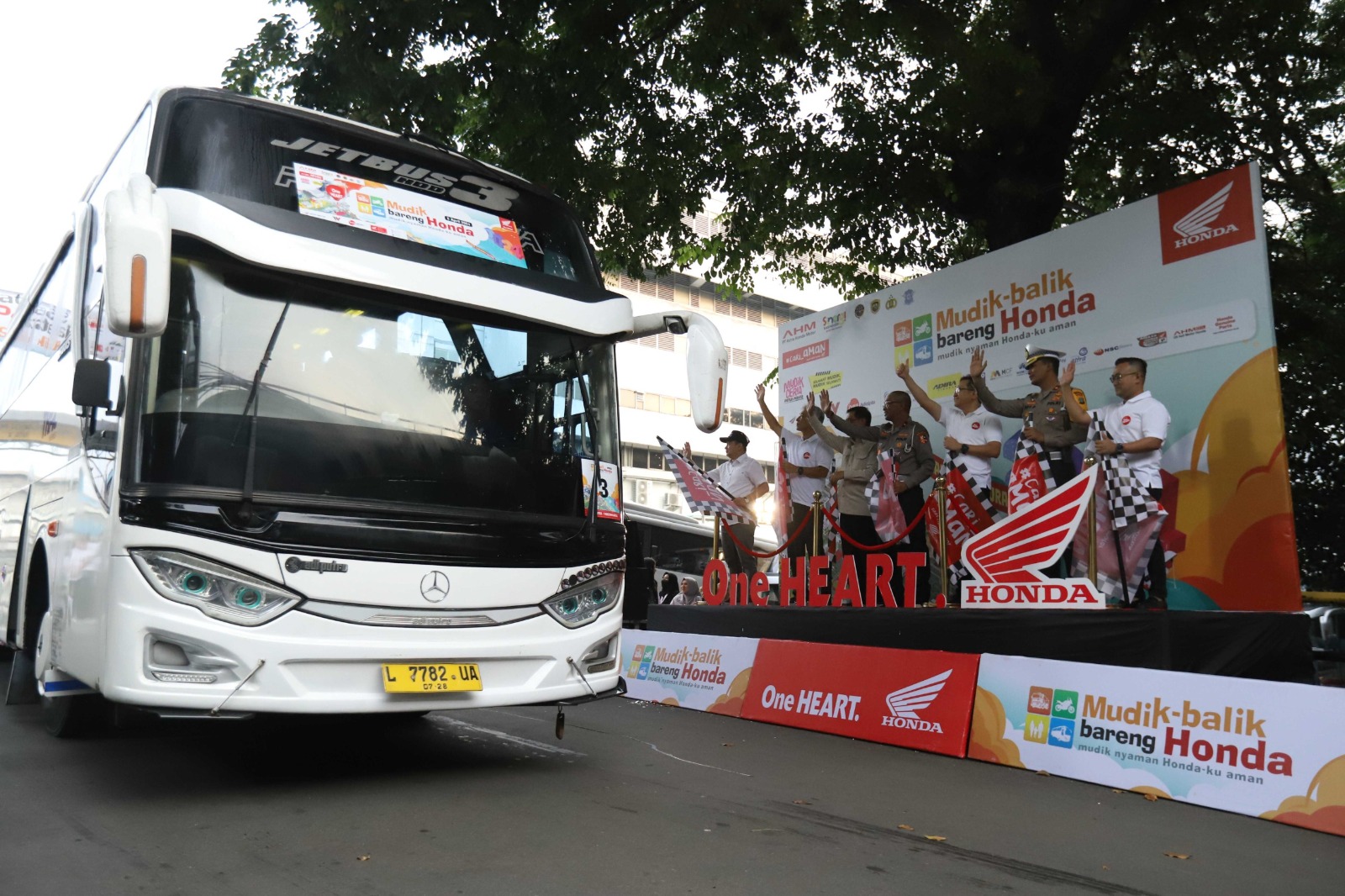 Buat yang Rindu Pulang Kampung, AHM Buka Pendaftaran Mudik dan Balik Bareng Honda 2025