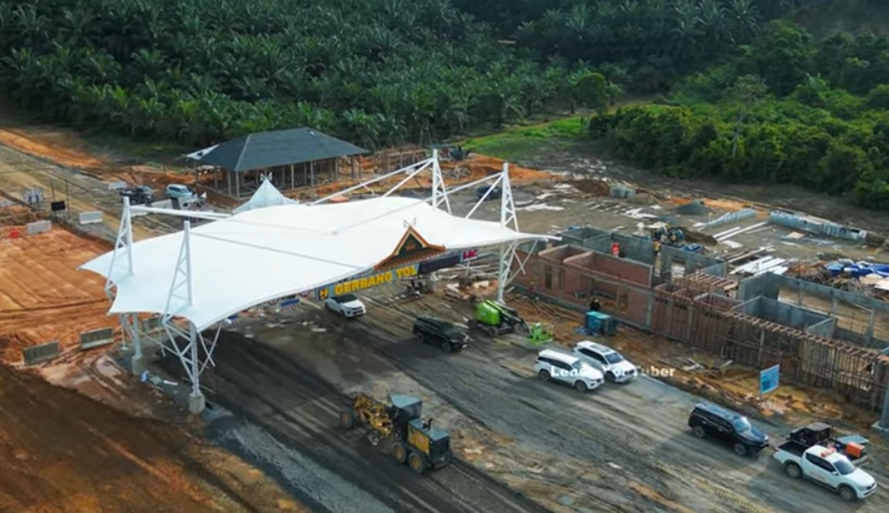 Sejarah Tol Jambi Terukir Lagi, Canopy Putih Gerbang Tol Pijoan Telah Membentang dengan Lengkungan