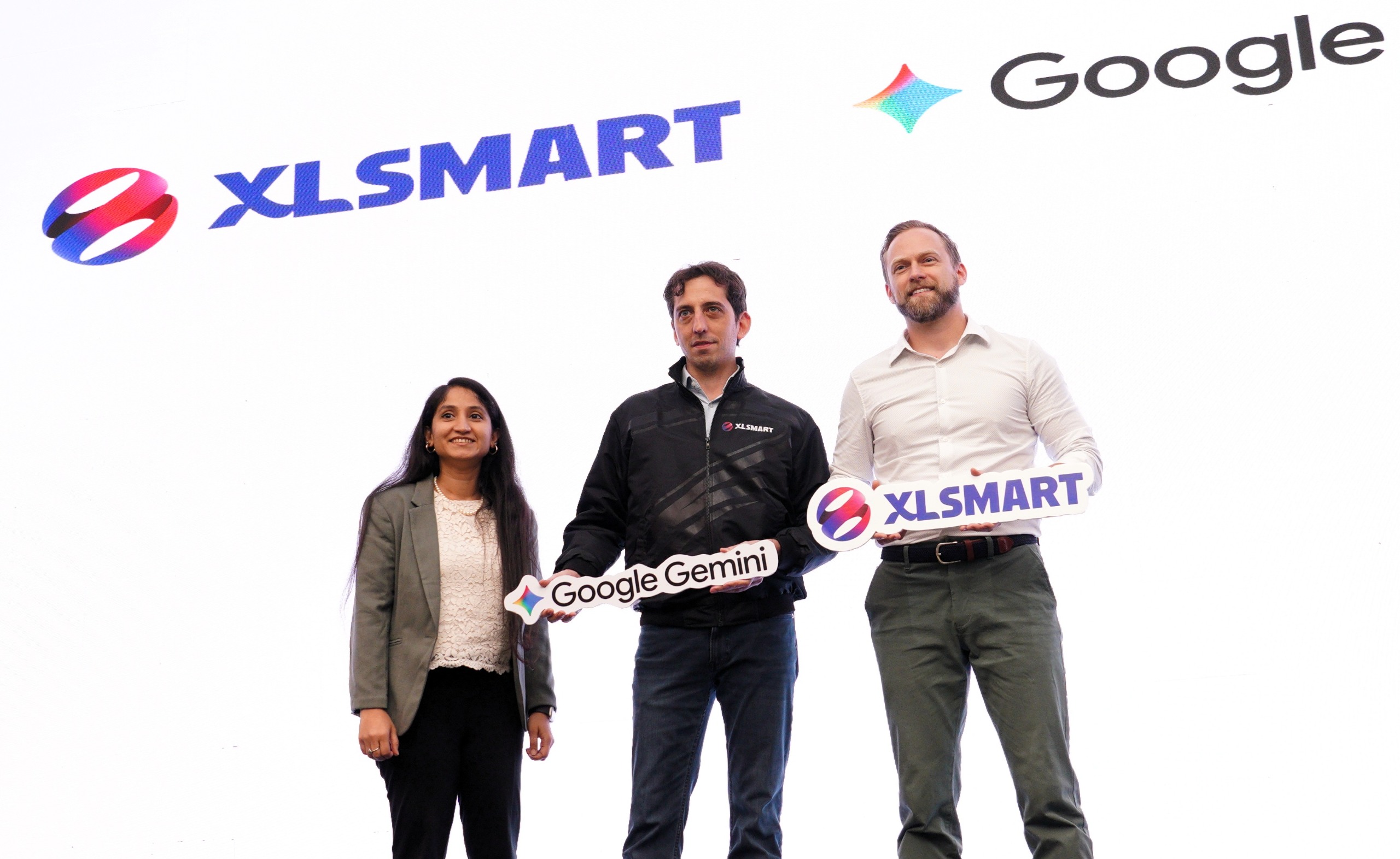 XLSMART Kolaborasi dengan Google, Hadirkan Akses Paket Plus Gemini 6 Bulan 