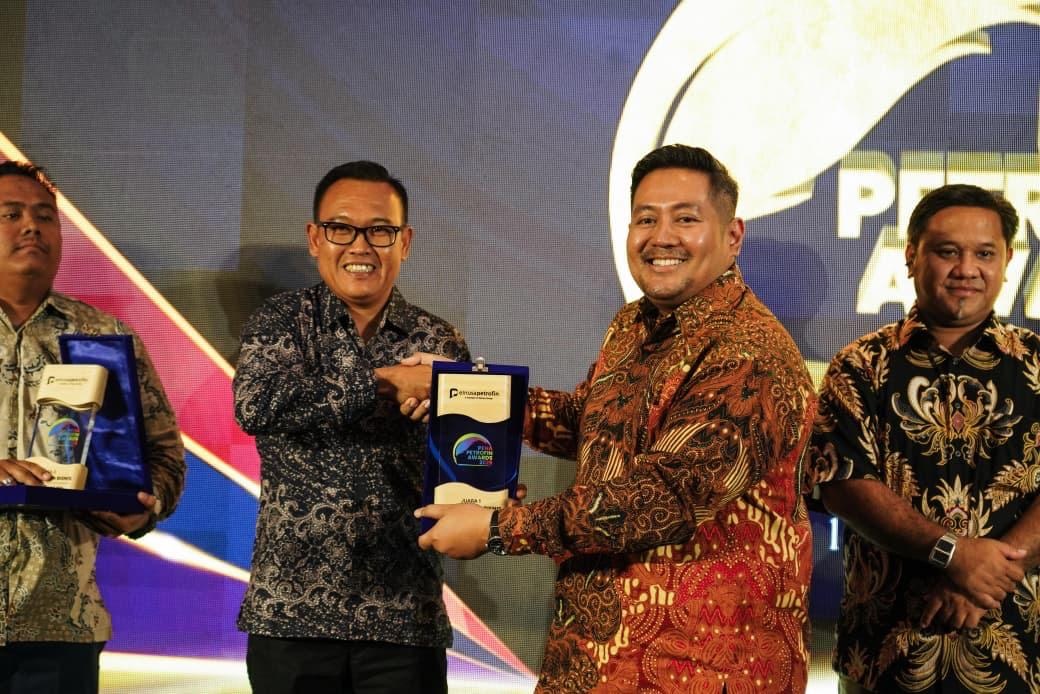 Edisi Perdana, Feature Pemred Jambi Ekspres Raih Juara 1 Pena Petrofin Award 2025