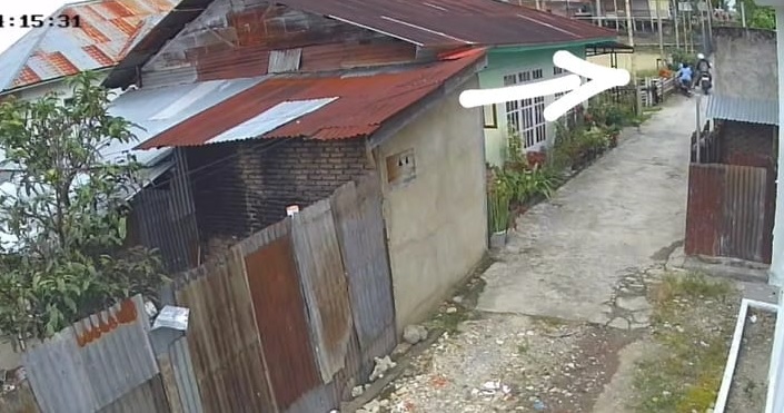 VIRAL! Terekam CCTV, Aksi Bejat Seorang Pria Lakukan Pelecehan Terhadap Bocah Perempuan  di Sungai Penuh 