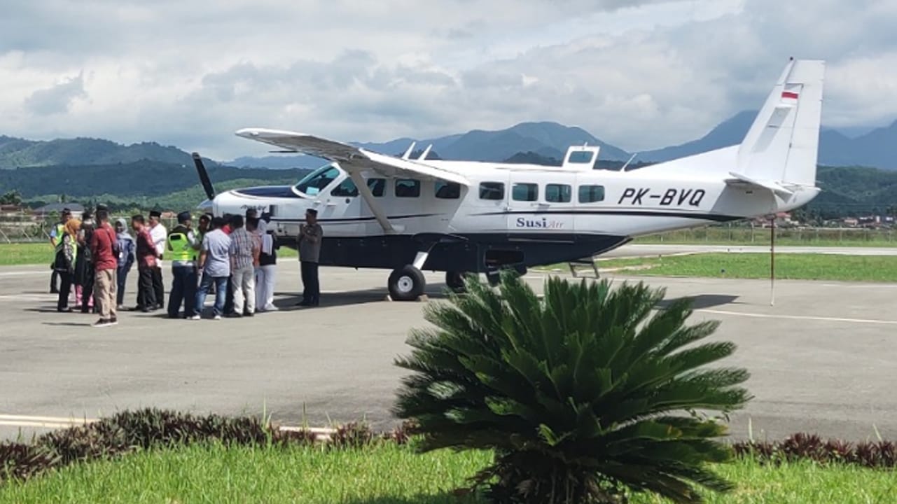 Susi Air Gagal Mendarat di Kerinci, Terhalang Kabut Tebal Putar ke Jambi 