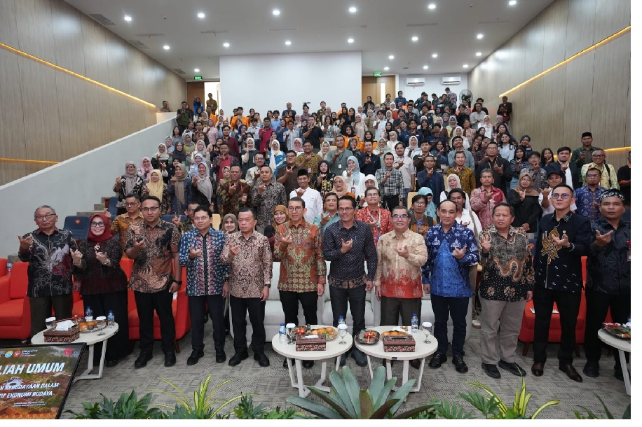 Kuliah Umum di UNJA, Menteri Kebudayaan Fadli Zon Bahas Ekonomi Budaya