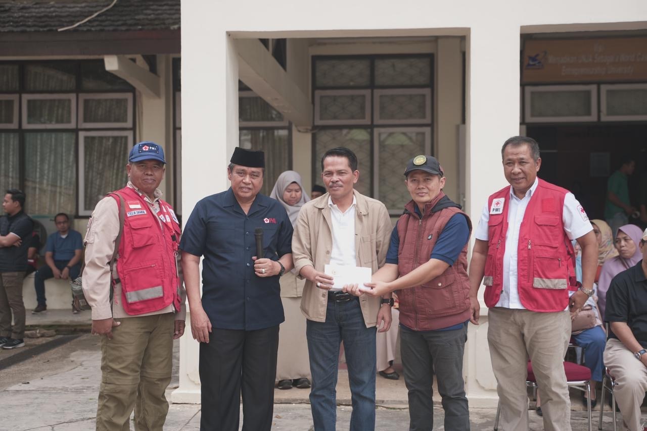 UNJA Salurkan Bantuan Kemanusiaan untuk Bencana di Sumatera Barat