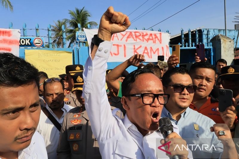 Hari Ini, KPK Umumkan Status Wamenaker dan Panggil Selegram Lisa Mariana 