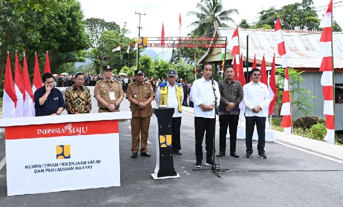 Presiden Jokowi Resmikan 27 Ruas Jalan di Sulawesi Selatan