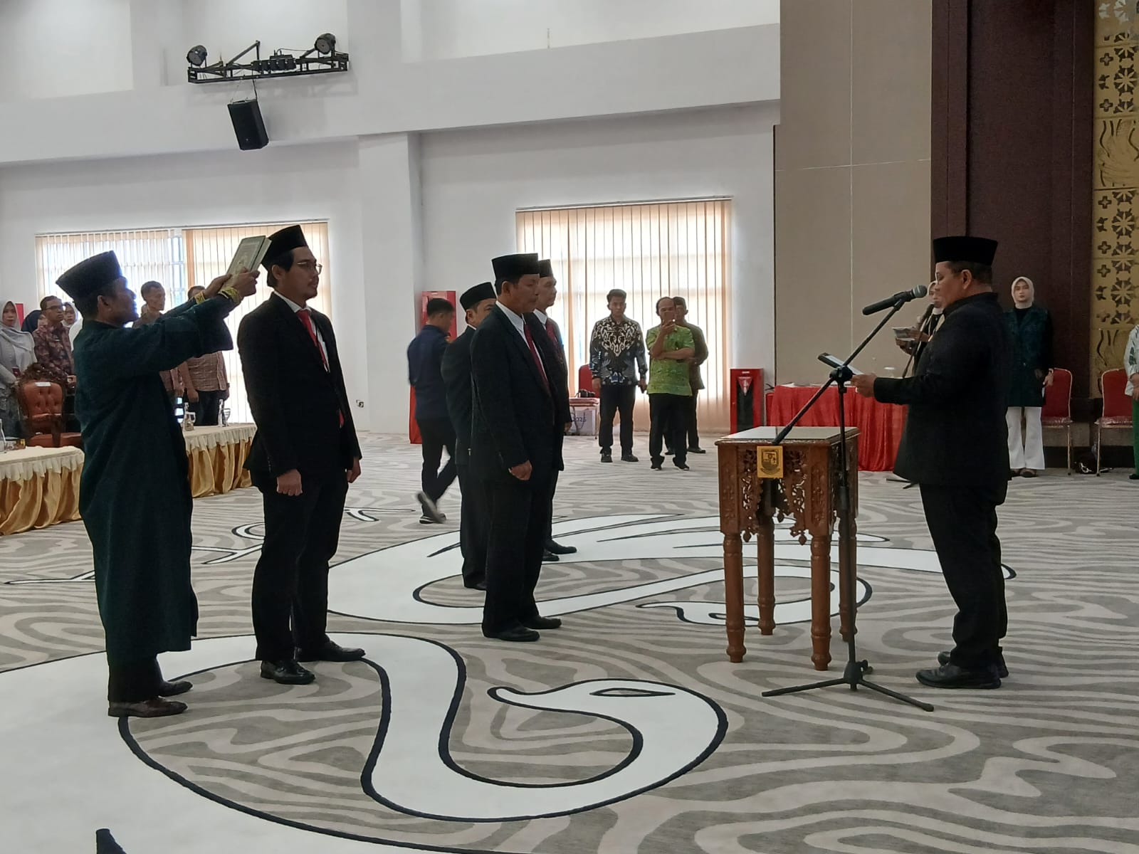 Direksi Baru BUMD Siginjai Dilantik, Walikota Ingatkan Tak Ada Tambahan APBD