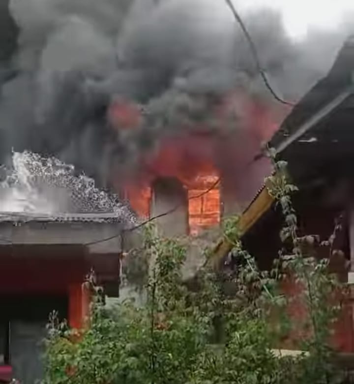 Kebakaran di Kota Sungai Penuh, 13 Rumah Bedeng Habis