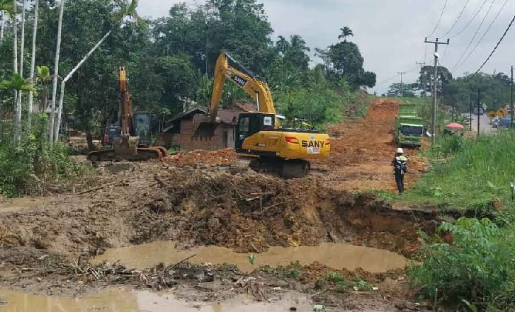 Update Tol Jambi, Jalan Depan Exit Tol di Sebapo Diperlebar Jadi 4 Lajur 