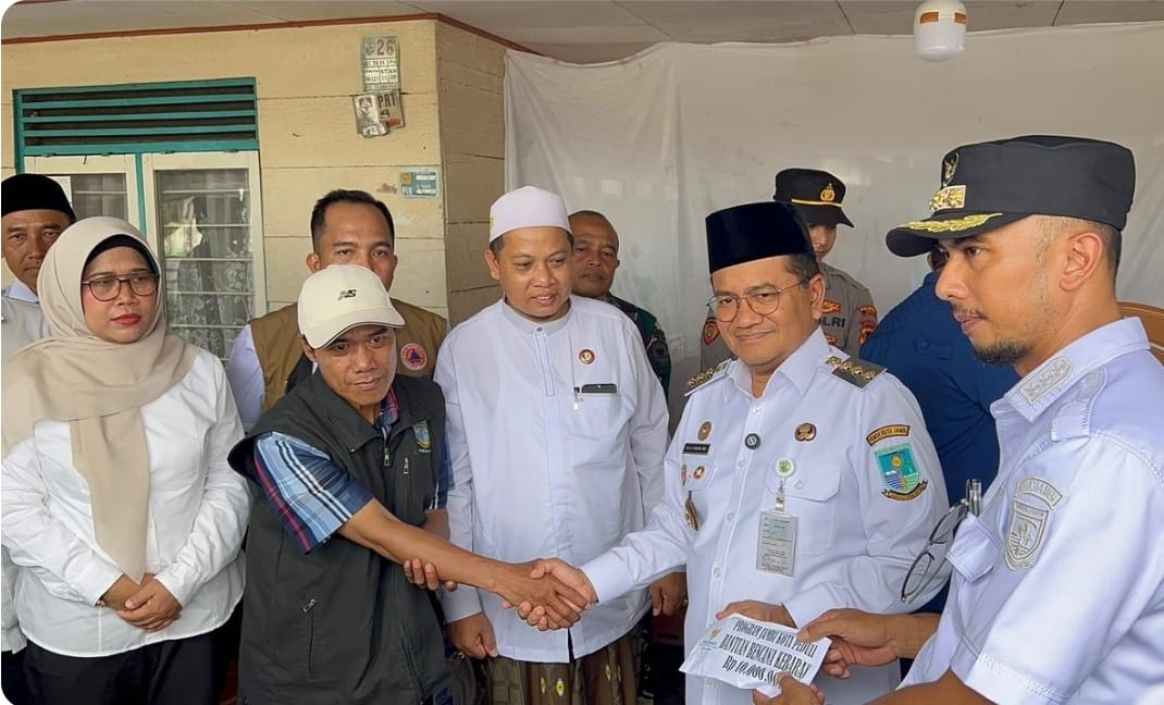 Maulana Turun Langsung ke Lokasi Kebakaran Solok Sipin