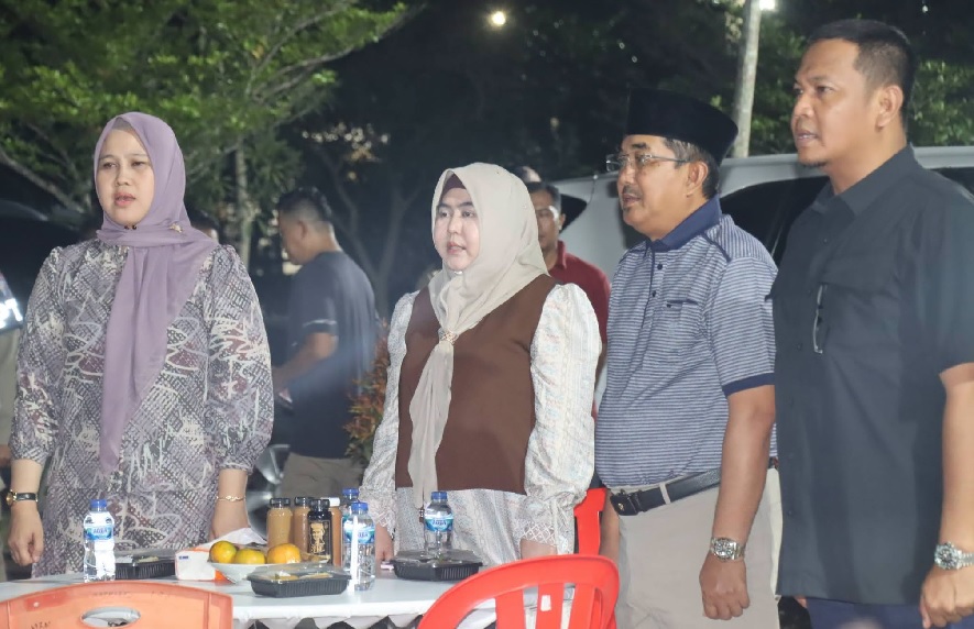 Bupati Anwar Sadat Buka Lomba Domino Berpasangan di Tanjab Barat
