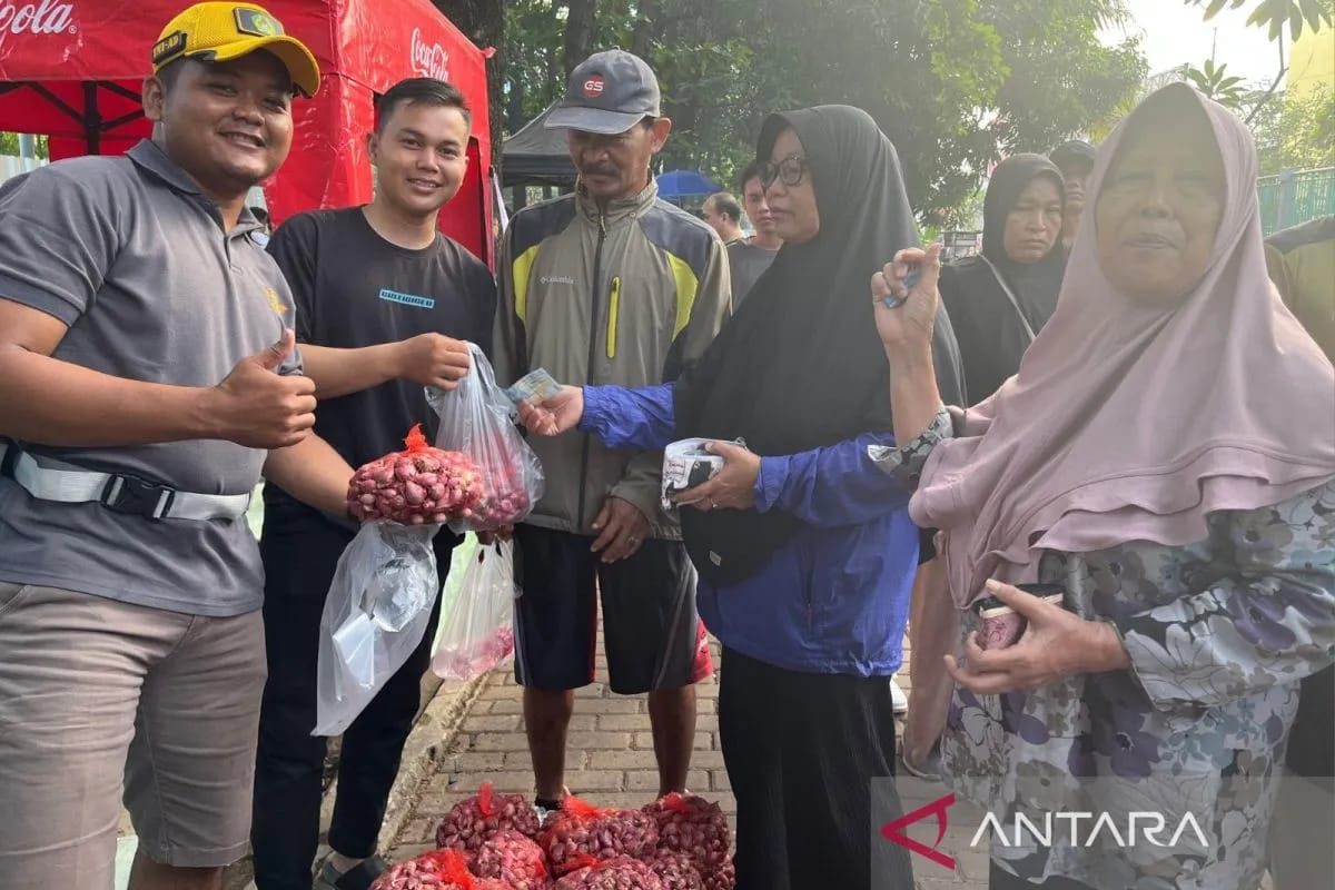 Bawang Merah Korem 051/Wkt Mejeng di CFD Bekasi