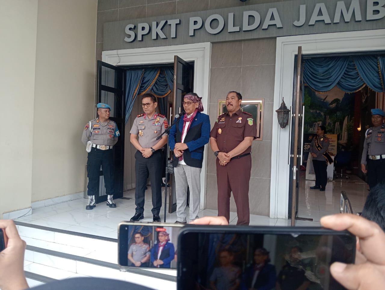 Tanggapi Kasus Guru dan Murid di Tanjabtim, Hinca Minta Diselesaikan dengan Baik dan Seksama 