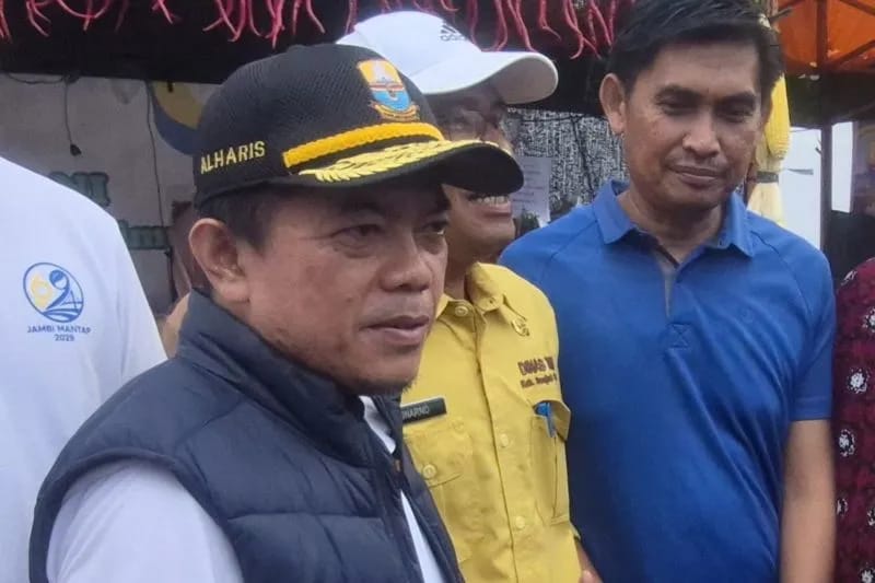 Gubernur Jambi Imbau Warga Bantaran Sungai Waspada Ancaman Banjir