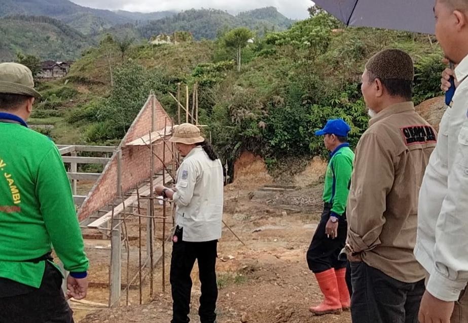 Bupati H Mashuri Pantau Proyek Pasar Muara Madras