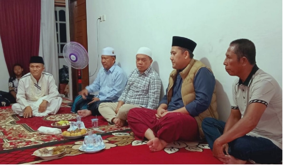 Bupati H M Syukur Bersama Gubernur H Al Haris Berduka