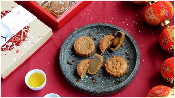 Aston Jambi Hotel Meriahkan Festival Mooncake dengan Empat Varian Rasa Best Seller!