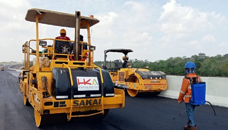 Suplai Aspal untuk Tol Tempino-Bayung Lencir Dari HKA