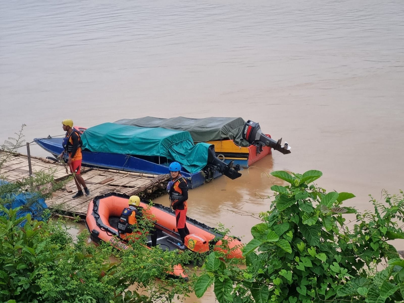 Seorang Pria Hilang saat Mencari Besi di Dasar Sungai Batanghari
