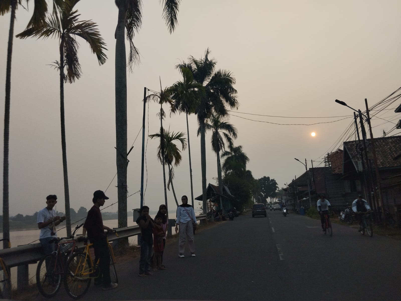 ISPU Kota Jambi Tembus 172, Kabut Asap Memburuk! Sekolah Kembali Daring 3 Hari