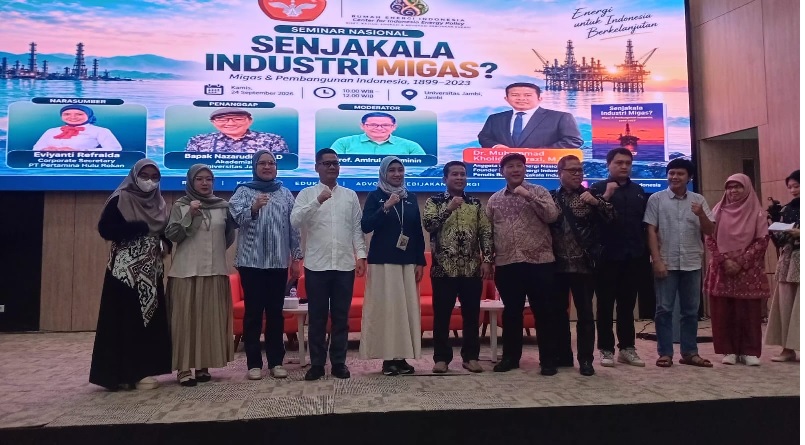UNJA Gelar Seminar Nasional dan Bedah Buku Senjakala Industri Migas