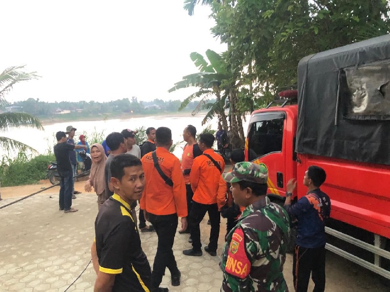  GEGER! Seorang Remaja Tenggelam di Sungai Batanghari saat Menangkap Ikan