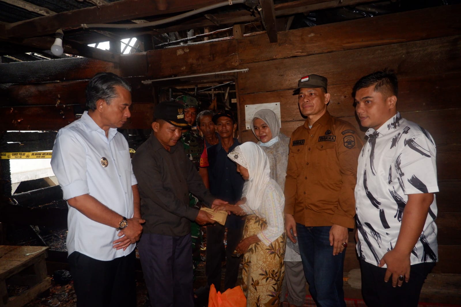 Wabup Junaidi Tinjau Lokasi Kebakaran di Desa Bakung