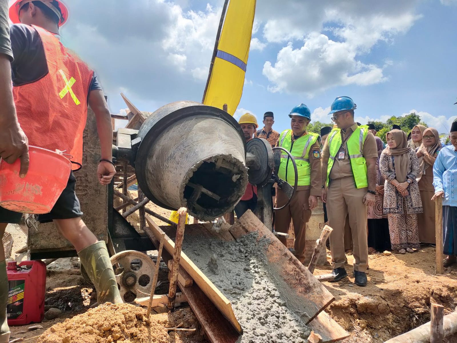 Dinanti Bertahun-Tahun, Masyarakat Desa Tengah Ulu Antusias Sambut Pembangunan Jembatan Gantung