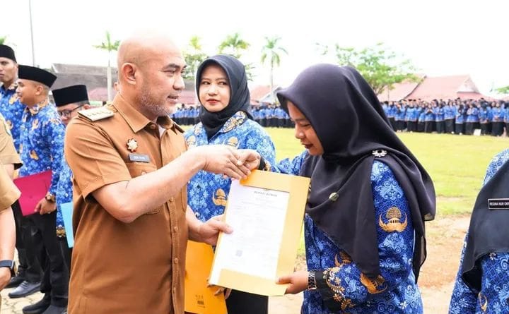 Dedy Putra Beri Pesan Khusus untuk 988 PPPK Bungo yang Baru Terima SK