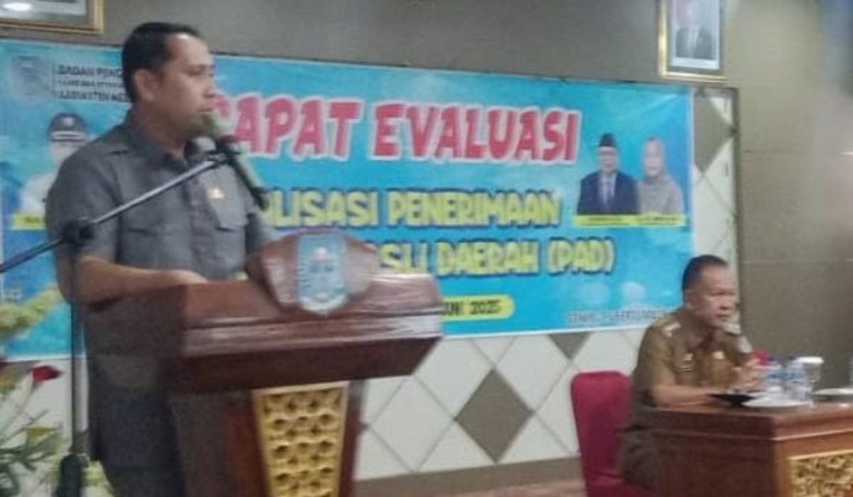 Bupati H M Syukur Buka Monev Penerimaan PAD dan PBB-P2