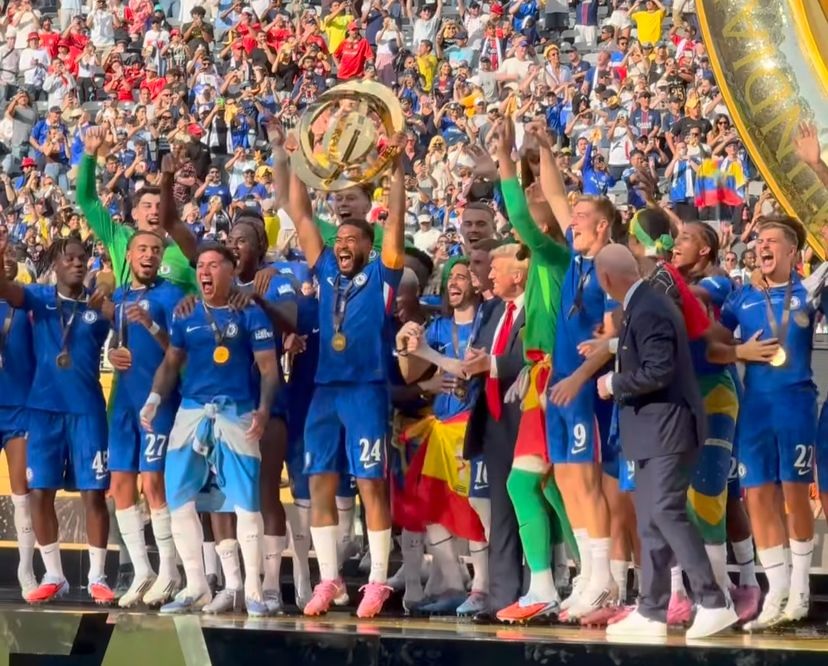 Kalah Telak 0-3 dari Chelsea, Pelatih PSG Serang Joao Pedro