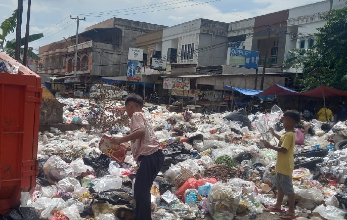 Sampah di Kota Jambi Jadi Persoalan, Pj Diminta Aktif Tangani Soal Sampah