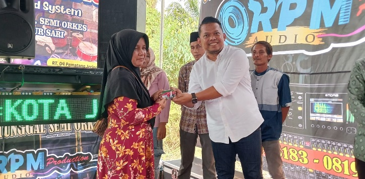 Usai Dilantik Jadi Dewan, Robbi Launching Program Sembako Murah PPP