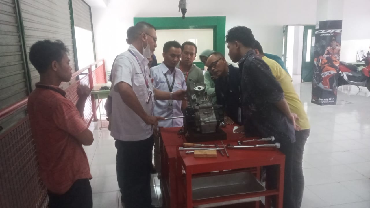 Perkuat Kualitas Pendidikan, Sinsen Gelar Pelatihan Modul Dasar Kurikulum Teknik dan Bisnis Sepeda Motor