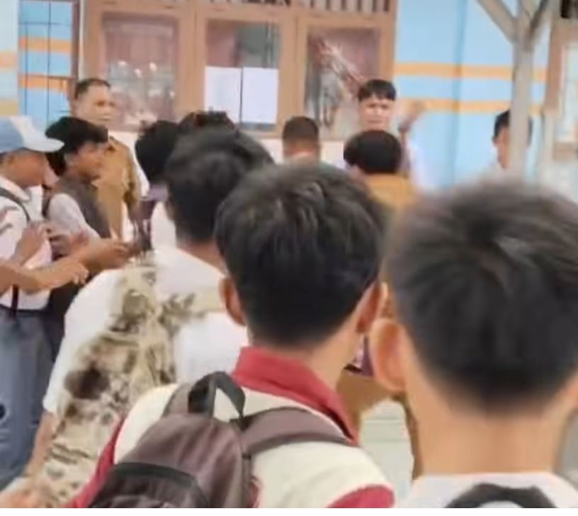 Video Kericuhan Guru dan Siswa SMK di Tanjabtim Viral di Media Sosial