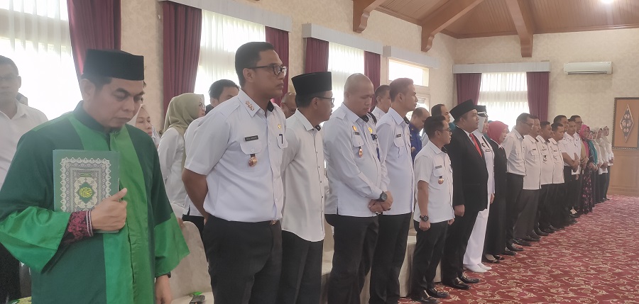 Bupati Tanjabtim Lantik 3 Pejabat, 7 Camat Ikut Sertijab, Berikut Nama-Namanya