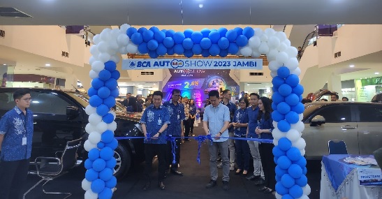 BCA AutoShow 2023  di Mall WTC Batanghari, Banyak Promo Spesial