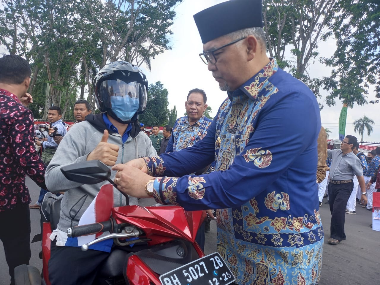 Tak Punya Bendera, Warga Boleh Minta di Kantor Lurah