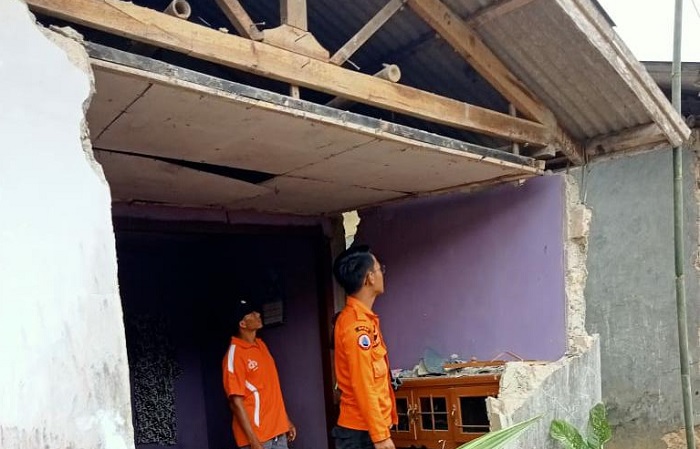 Update Gempa Bumi Guncang Kota Bogor, Puluhan Rumah Rusak