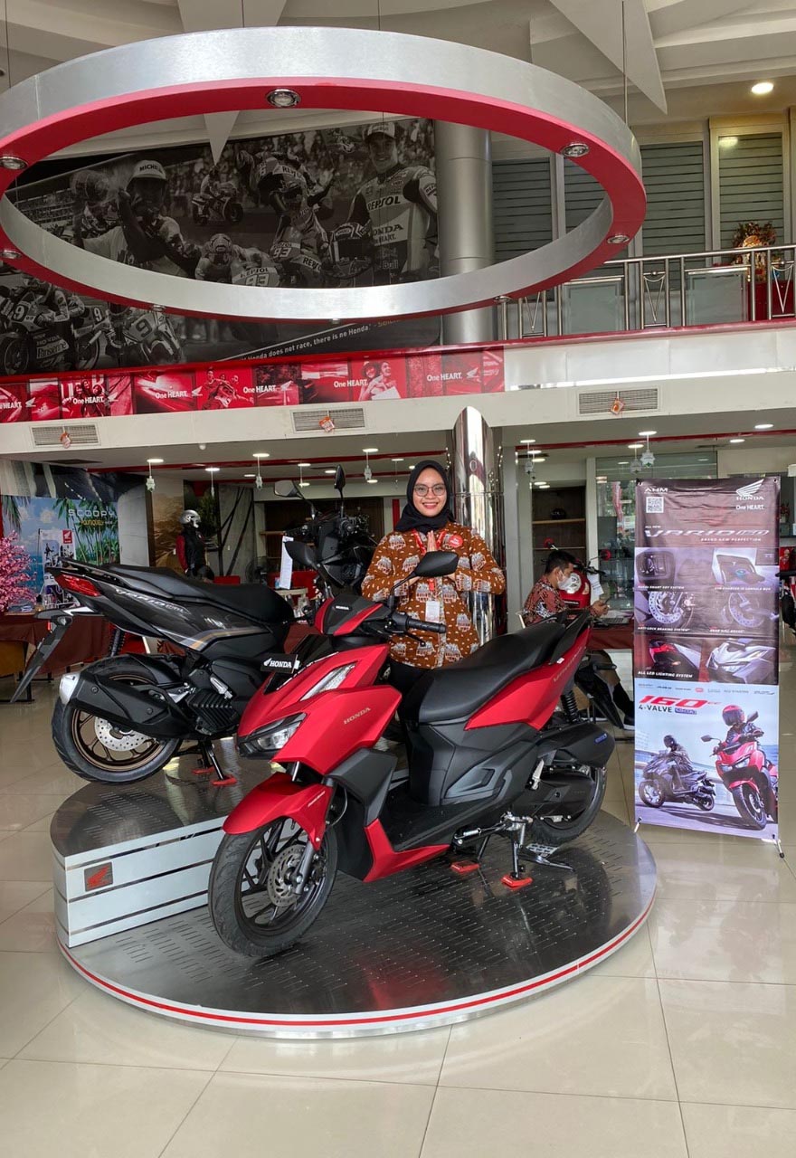 Bersama Honda Rayakan Kemenangan 