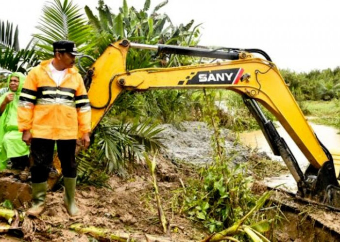 PTPN PalmCo Dukung Pemerintah Percepat Pemulihan Pasca Banjir di Madina-Aceh Tamiang