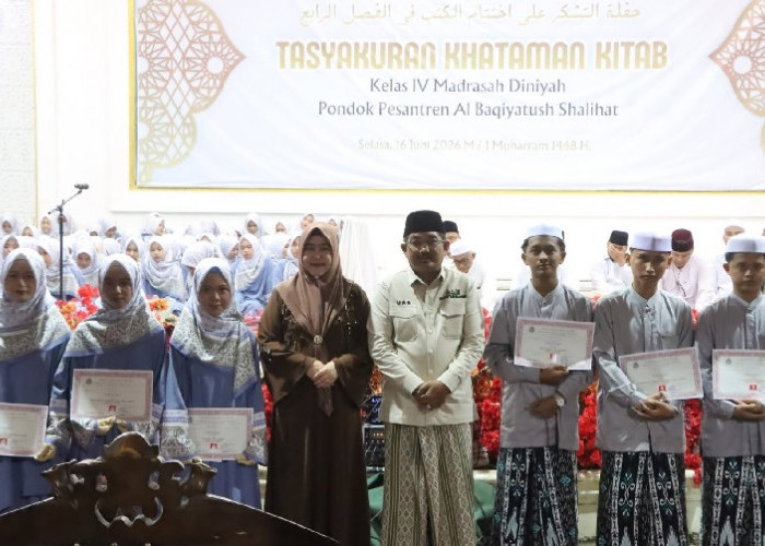 Momentum 1 Muharram 1448 H, Bupati Anwar Sadat Hadiri Haflah Tasyakur Al Baqiyatush Shalihat