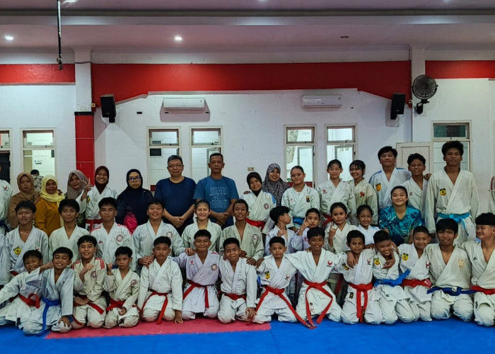 ASKI dan SHINDOKA Satukan Semangat Karate dalam Simulasi Antarperguruan
