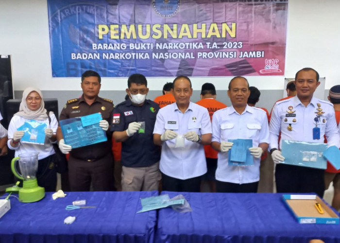 BNNP Jambi Musnahkan Sabu dan Ekstasi Hasil Ungkap Kasus Triwulan Kedua 2023