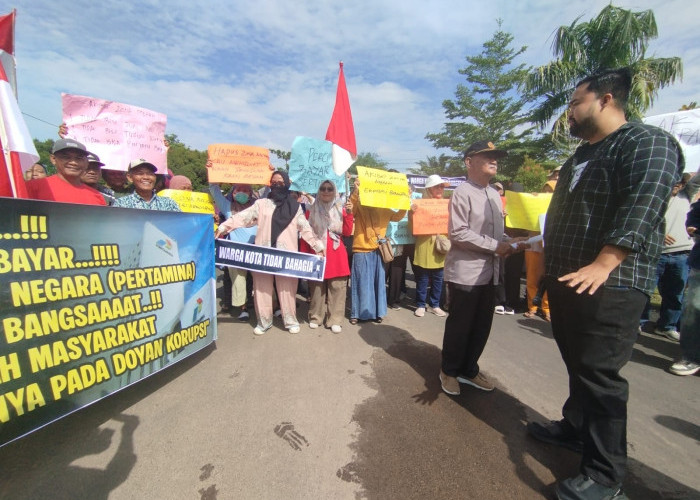 Ratusan Warga Kepung Pertamina EP Jambi, Layangkan Ultimatum: Cabut Zona Merah