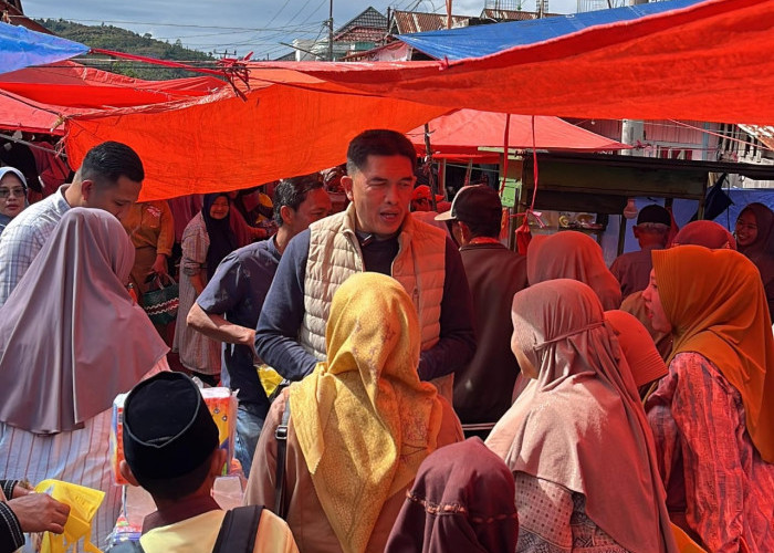 Blusukan Pasar Sungai Tanduk, Deri: Saya Juga Orang Kayu Aro