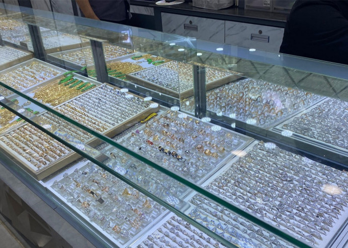 Jelang Idul Fitri 1447 H, Warga Kota Jambi Ramai Jual Emas untuk Kebutuhan Lebaran