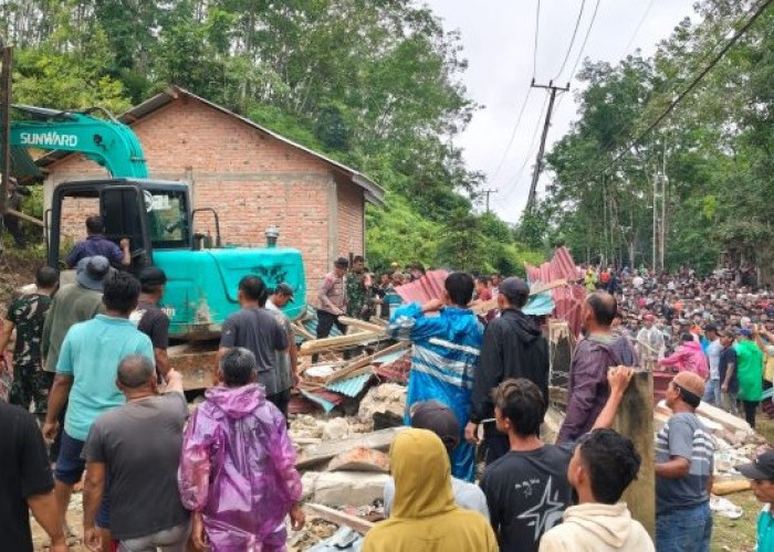 Longsor di Bungo Timbun Sebuah Rumah, 2 Korban Meninggal Dunia
