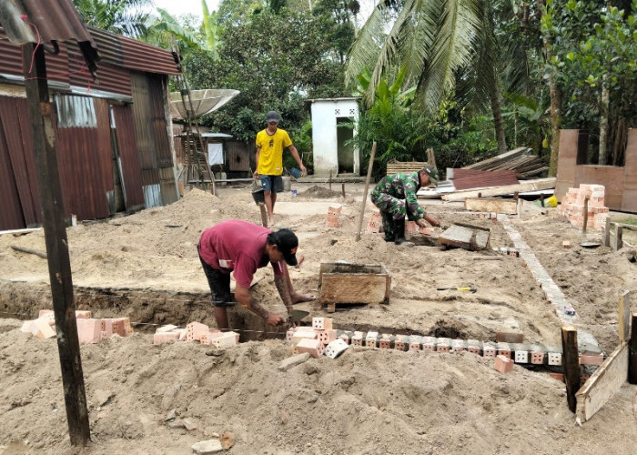 Satgas TMMD ke 127 Kodim 0415/Jambi Berjibaku Bangun 1 unit Rumah di Desa Petajen